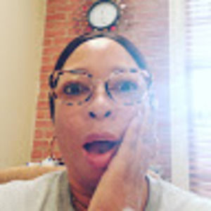 Meet your Posher, Latoya